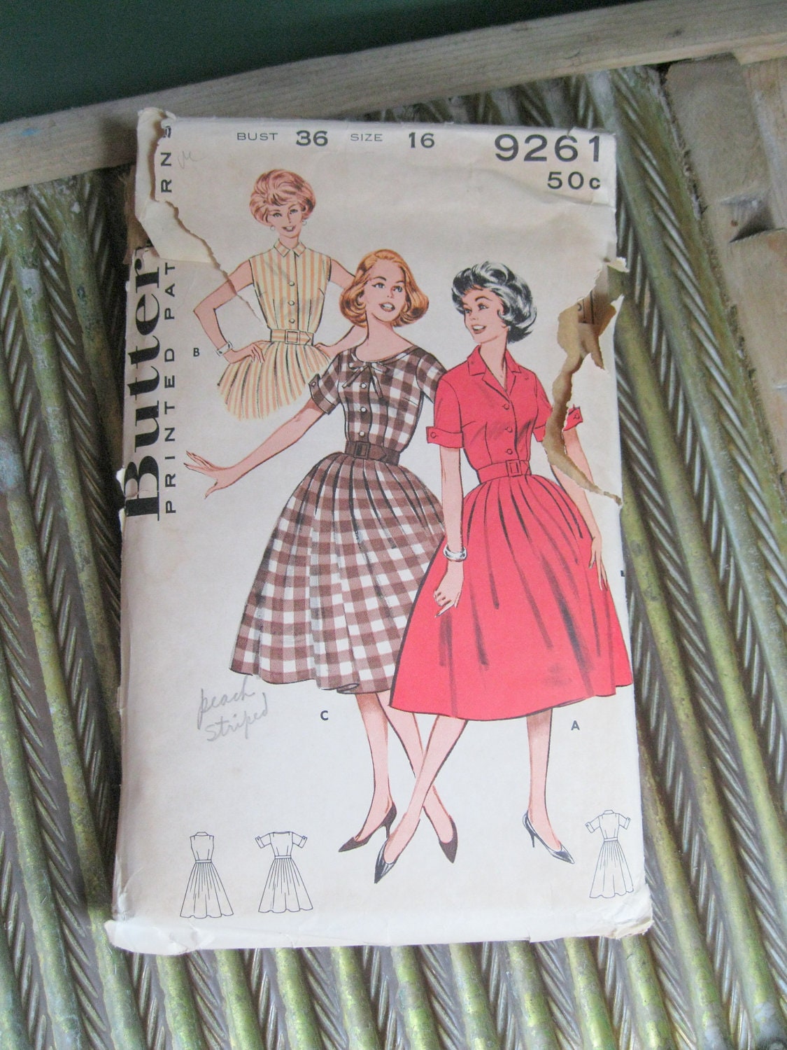 Pattern: 1960's Day Dress size 16 Retro Butterick Style 9261