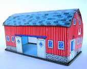Vintage 1950s Marx Happi Time Tin Barn, Farm Set Building, Garage Outbuilding