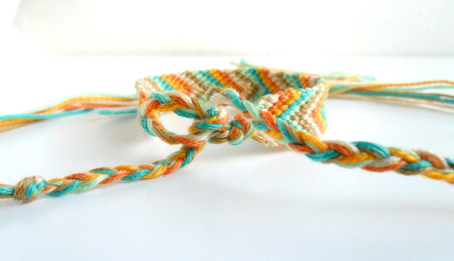 Starfish Friendship Bracelet Charm Wood Beads Boho Surf Style Beach Beachy Ocean Breeze Summer Fashion Pookie Design