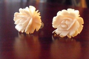 Vintage Signed WINARD Carved Ivory Rose Earrings - 1/20 12k GF - Bridal Roses