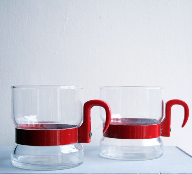 70's/80's style coffee cups- vintage with funky red plastic handle