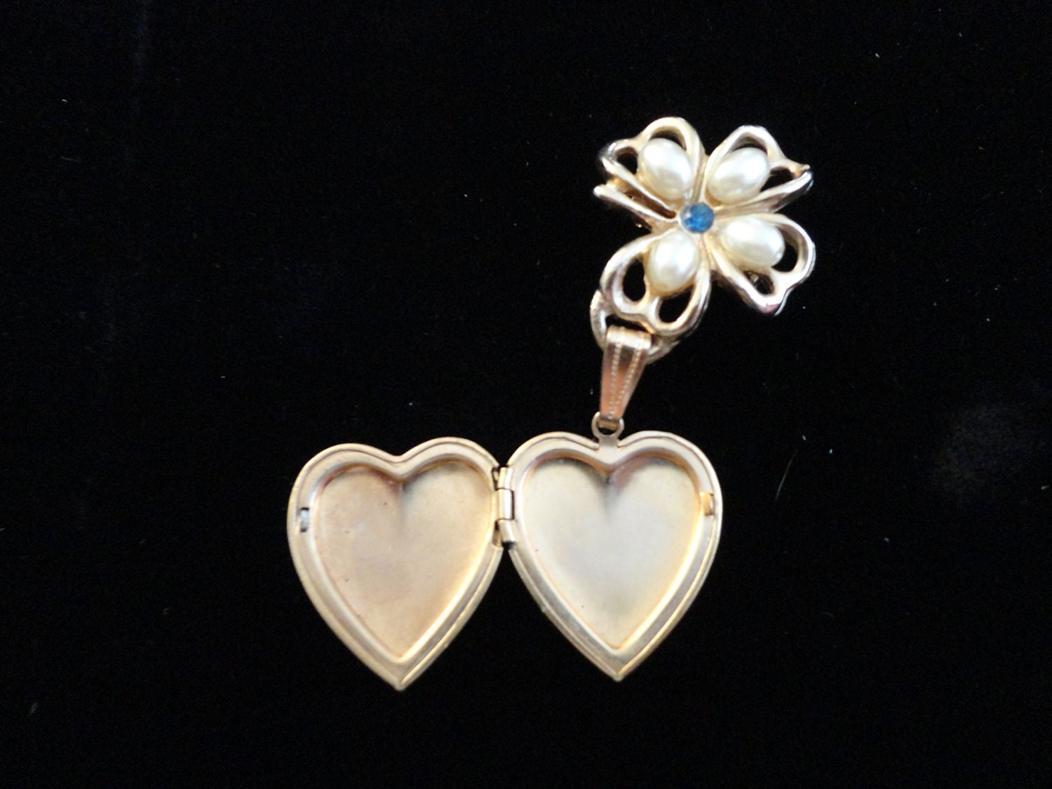 California Hand Painted Mother Of Pearl Gold Tone Lock Dangling Brooch