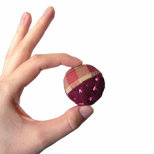 STARRY SKY Pin Brooch Plush Felt Fabric Burgundy Red Pink Plaid Hand Embroidered Color Pop
