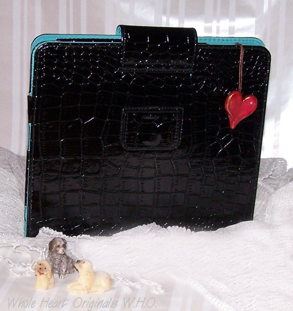 Alligator Lizard  Pattern  Heart Notebook EReader Tablet Nook Kindle Case Stand