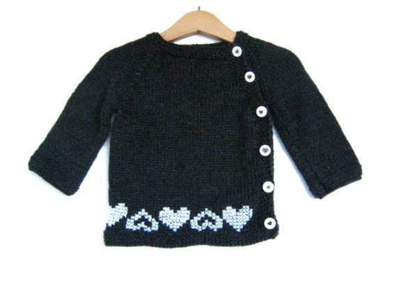 Baby sweater, hat, booties and mittens. Baby gift set. Knitted baby set.  newbaby gift set,reflection button