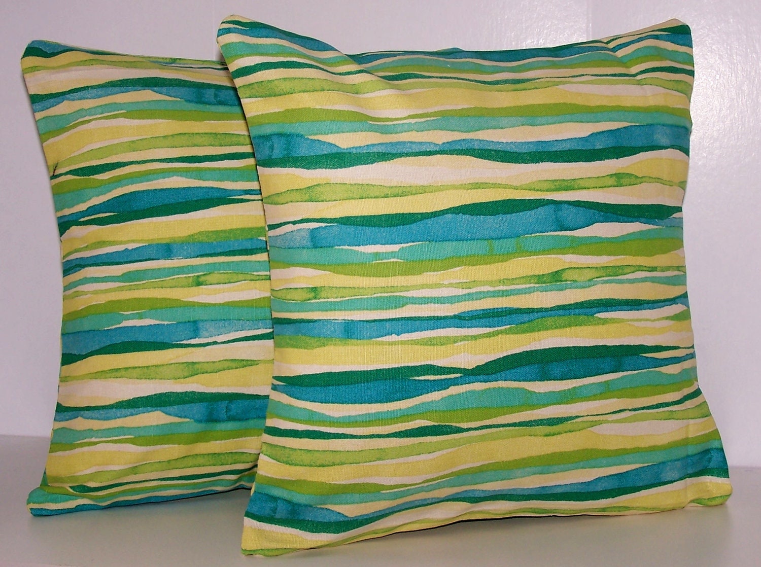 PILLOW COVER . Throw Pillow. Handmade by Cathyscustompillows