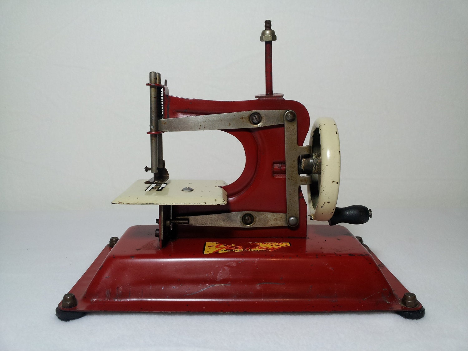 Gateway Junior Model NP-1 Toy Sewing Machine