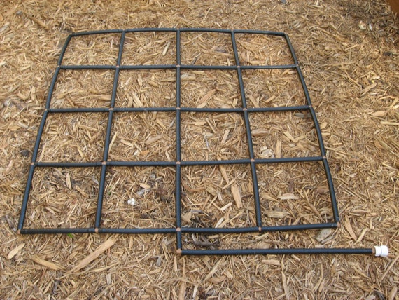 4x4 Garden Grid™ watering system Garden by GardenInMinutes