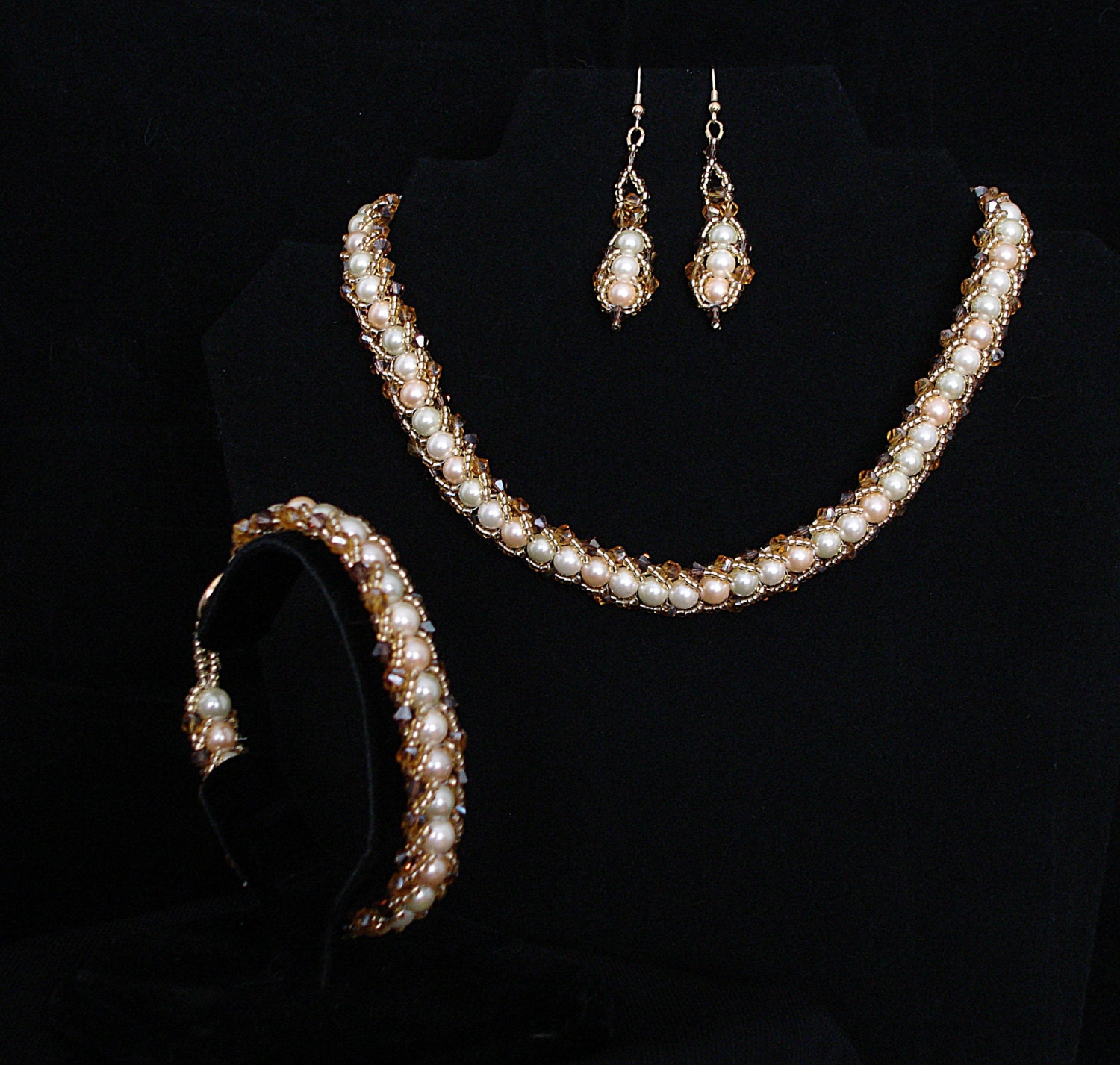 Swarovski Crystal Necklace Set  in Golden Cream
