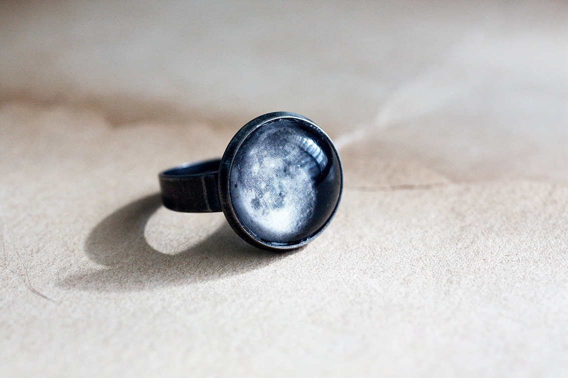 Dark side of the moon ring
