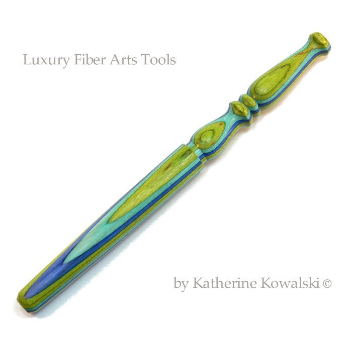 Key Lime Nostepinde/Nostepinne/Ball Winder - Wood, Hand Turned - (DAYSTAR) Katherine Kowalski woodturning, green, blue, turquoise