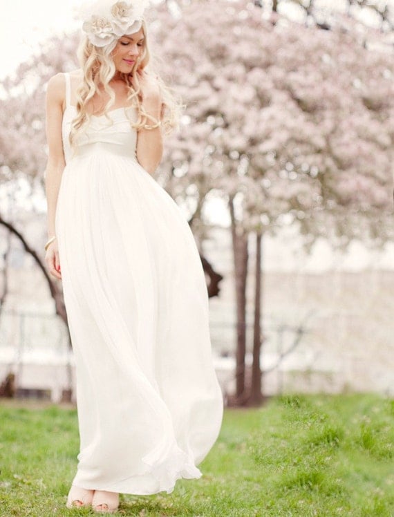 Marchesa: Ivory Empire Waist Full Skirt Bohemian Boho Hippie Wedding Dress
