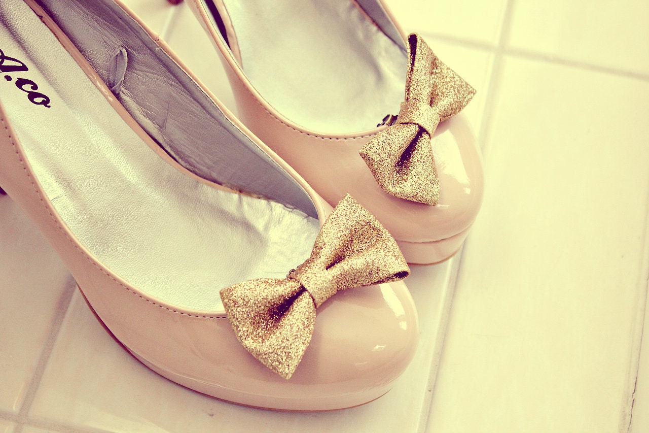gold sparkle glitter bow shoes clips. anthropologie. Pre Order one month waiting list. - GypsyAffairs