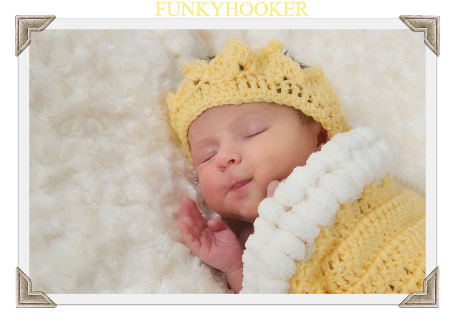 0-3mo Royal Crown and Cape Photo Prop Lemon