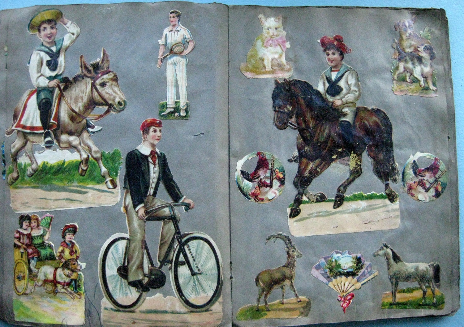 Ca. 1880-1890 Highly Collectible Victorian Scrapbook / Scrap album with over 300 Victorian Die-Cut Scrap Images / Trade Cards