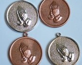 2 Vintage Praying Hands Pendants in Copper and Silver Coloring // Base Metal Finding