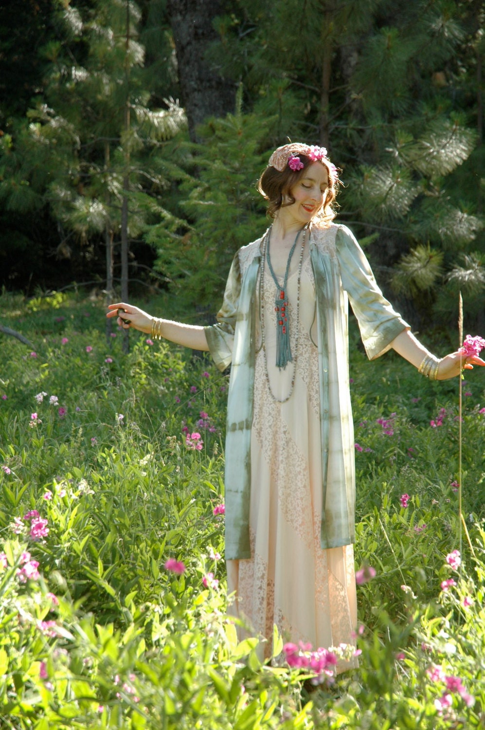 Tie Dye Satin Robe... Bohemian Lounge Wear... TIE DYE NOUVEAU (m)
