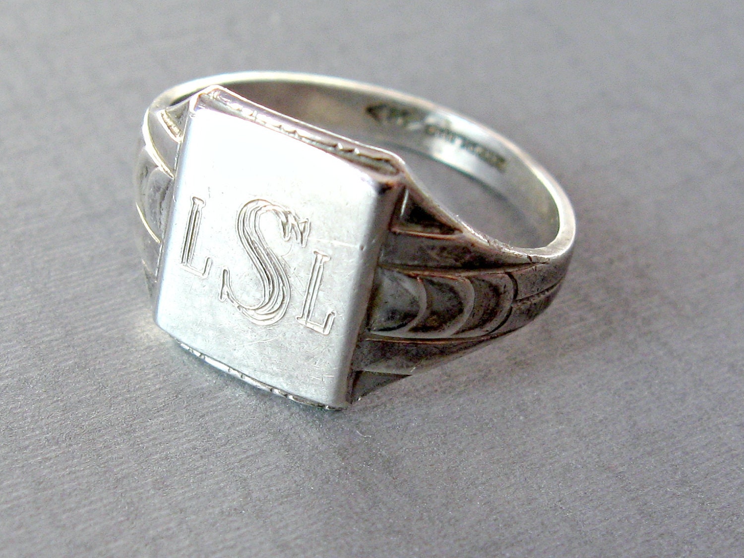 Vintage Sterling Silver Signet Ring 'S'