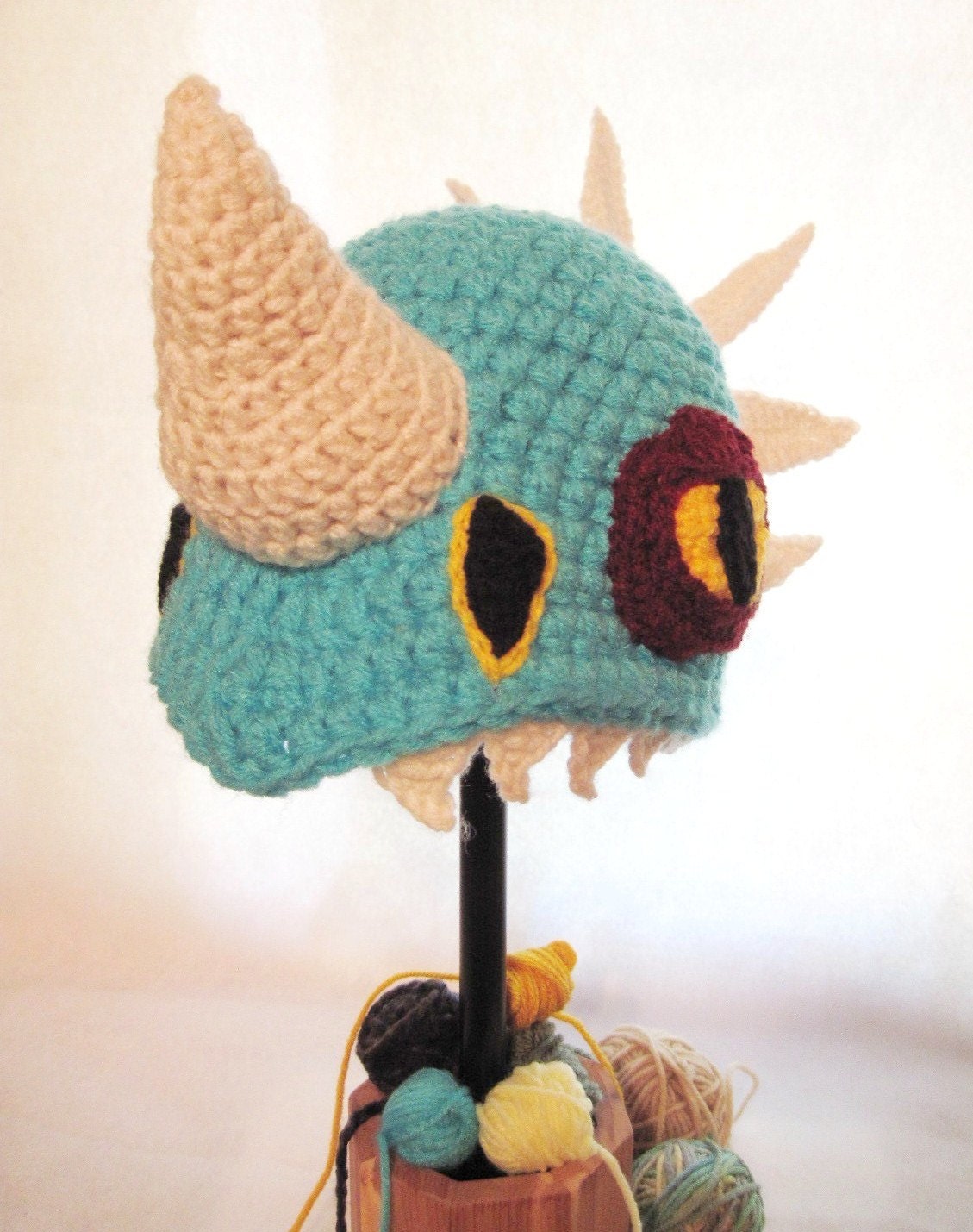 Deadly Nadder Dragon with Spikes Hat Fandom in Turquoise Blue with Rhino Horn Stormfly Dinosaur
