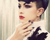 Miyu Decay Noir Filigree Brooch/Fascinator White Dupioni Silk