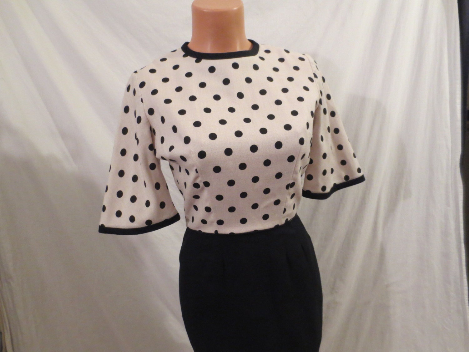 BETTIE BOMBSHELL pin-up wiggle dress black white polka dot sz XS