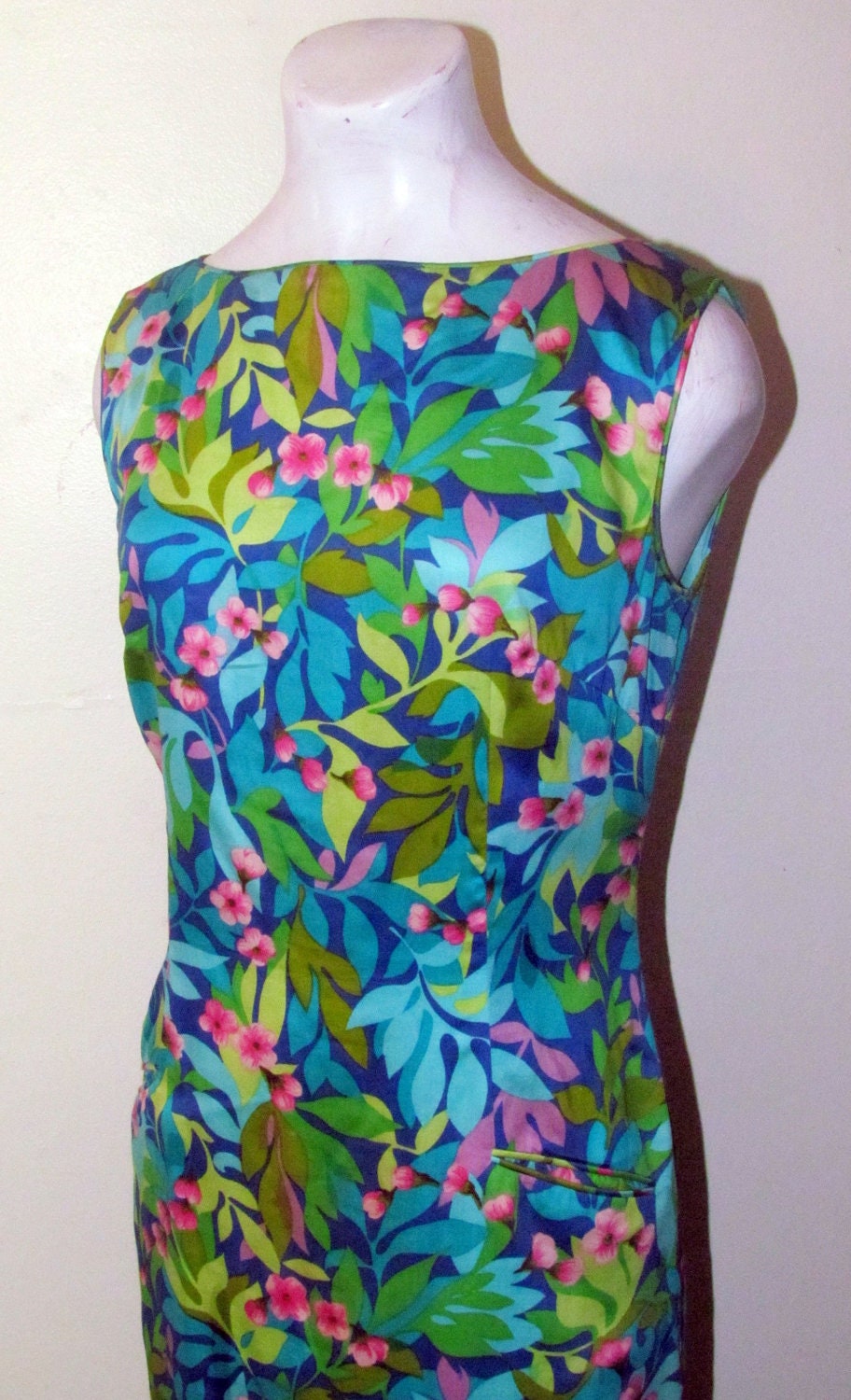 MAD MEN Floral HAWAIIAN Style Sheath Dress