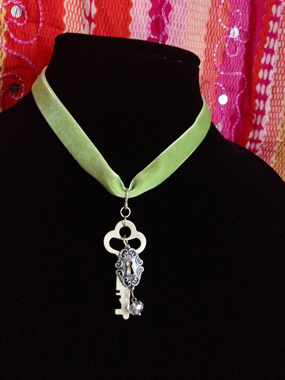 Steampunk Key Velvet Choker, Victorian Key Necklace, Keyhole Charm
