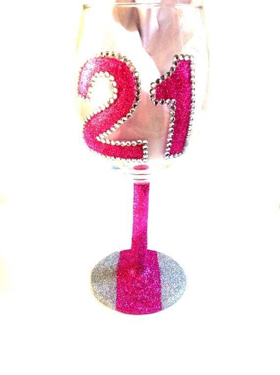 Custom glitter wine glasses
