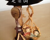 Retro Japanese natural wood kokeshi mountain climbing souvenir diorama