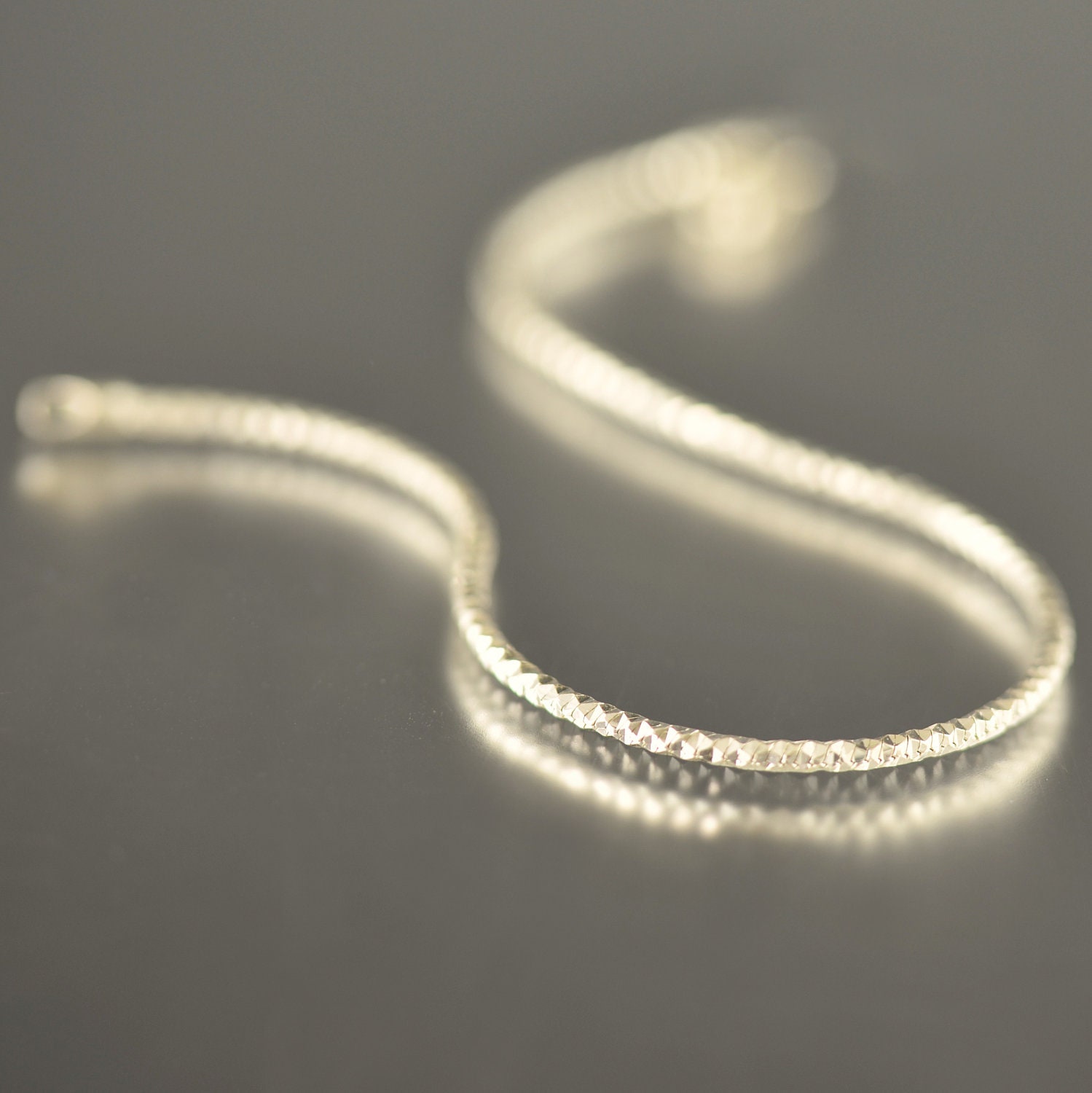 Sterling silver Diamond Snake Skin chain bracelet, made in Italy, 8 inches
