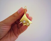 Triangle opal earrings. Gold toned brass and vintage opal glass foil earrings. Small dangle jewelry. Art deco earrings.