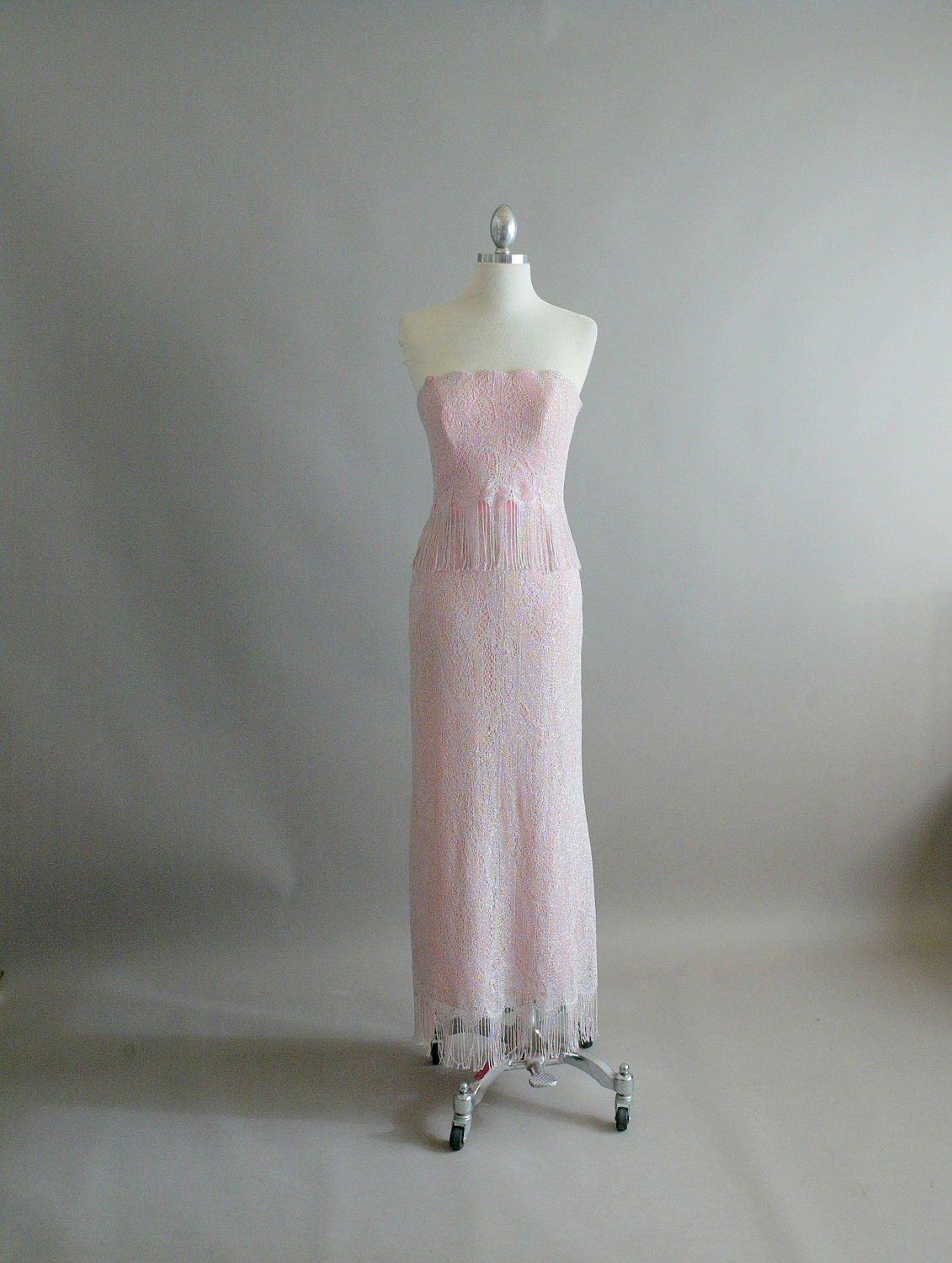 Vintage Metallic Frosty Pink Lace Strapless Column Dress