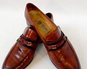 vintage brown gucci loafers - EU 42 US 8 1/2 - slip on - green and red striped buckle