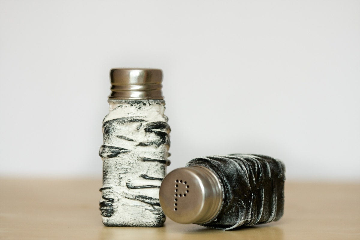 Salt Pepper Shakers, Rustic Black and White Kitchen Set, BW Shakers, Hostess gift idea under 25 ohtteam, for her