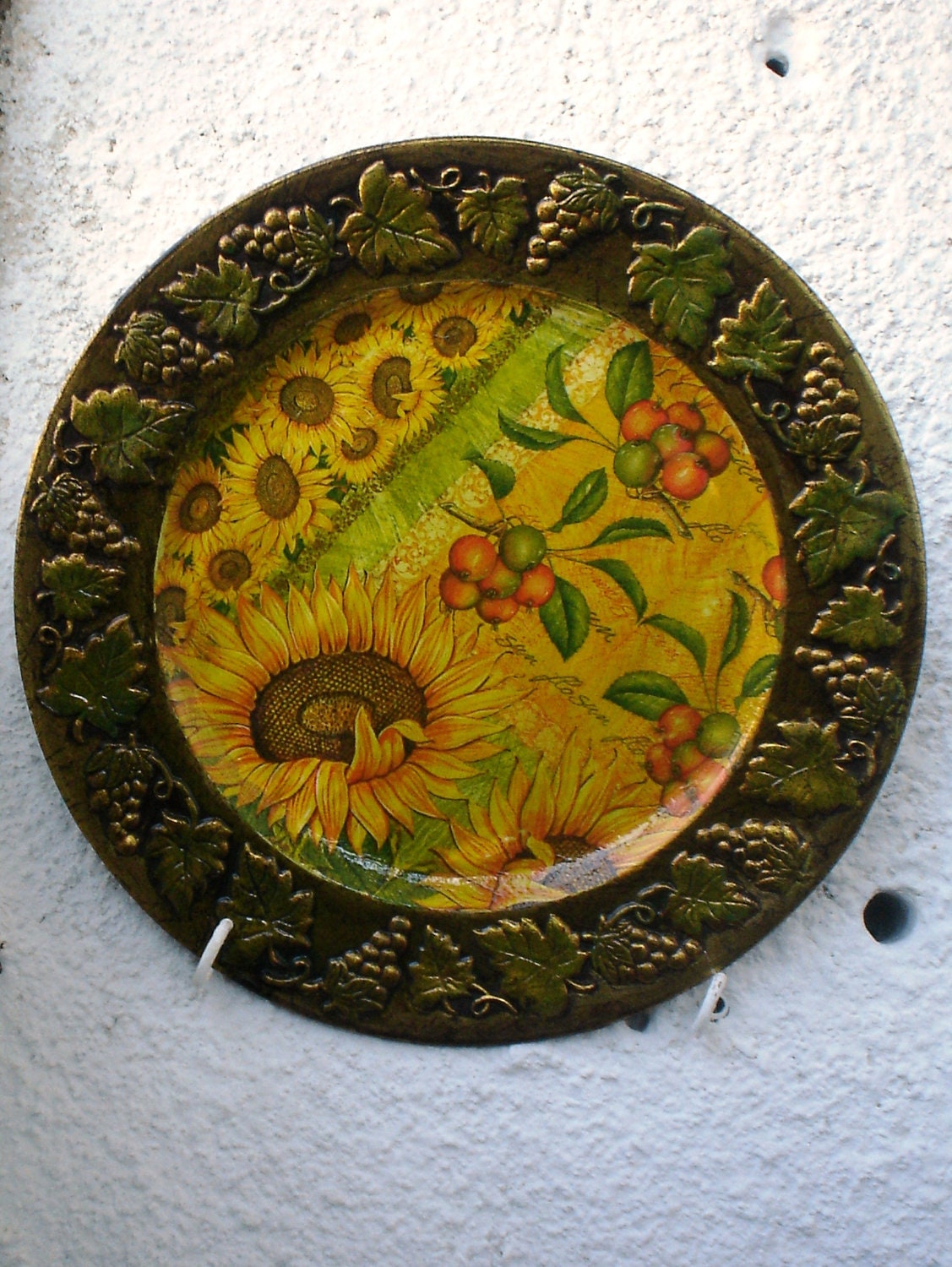 Round Metal Tray, Sunflowers, Grapes Vines