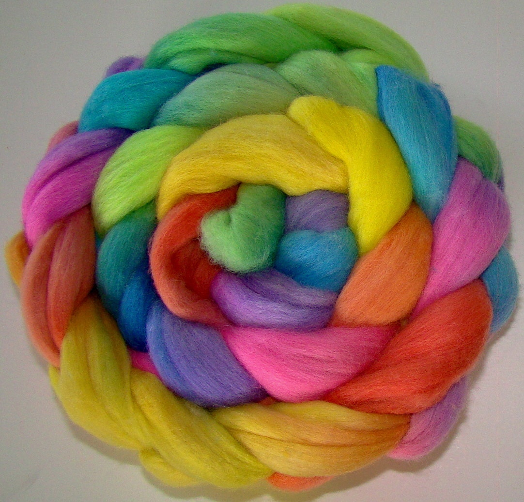 Rainbeau - Handdyed Australian Merino 64s Roving/Top 4.0oz
