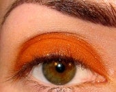Pumpkin Spice Eyeshadow Mineral makeup (spiced orange with warmth and golden bronze Satin Pearl finish) Eye shadow Eyeliner (5g)