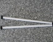 US 17 Straight Knitting Needles - Susan Bates 14" lightweight and smooth plastic (12.75mm)