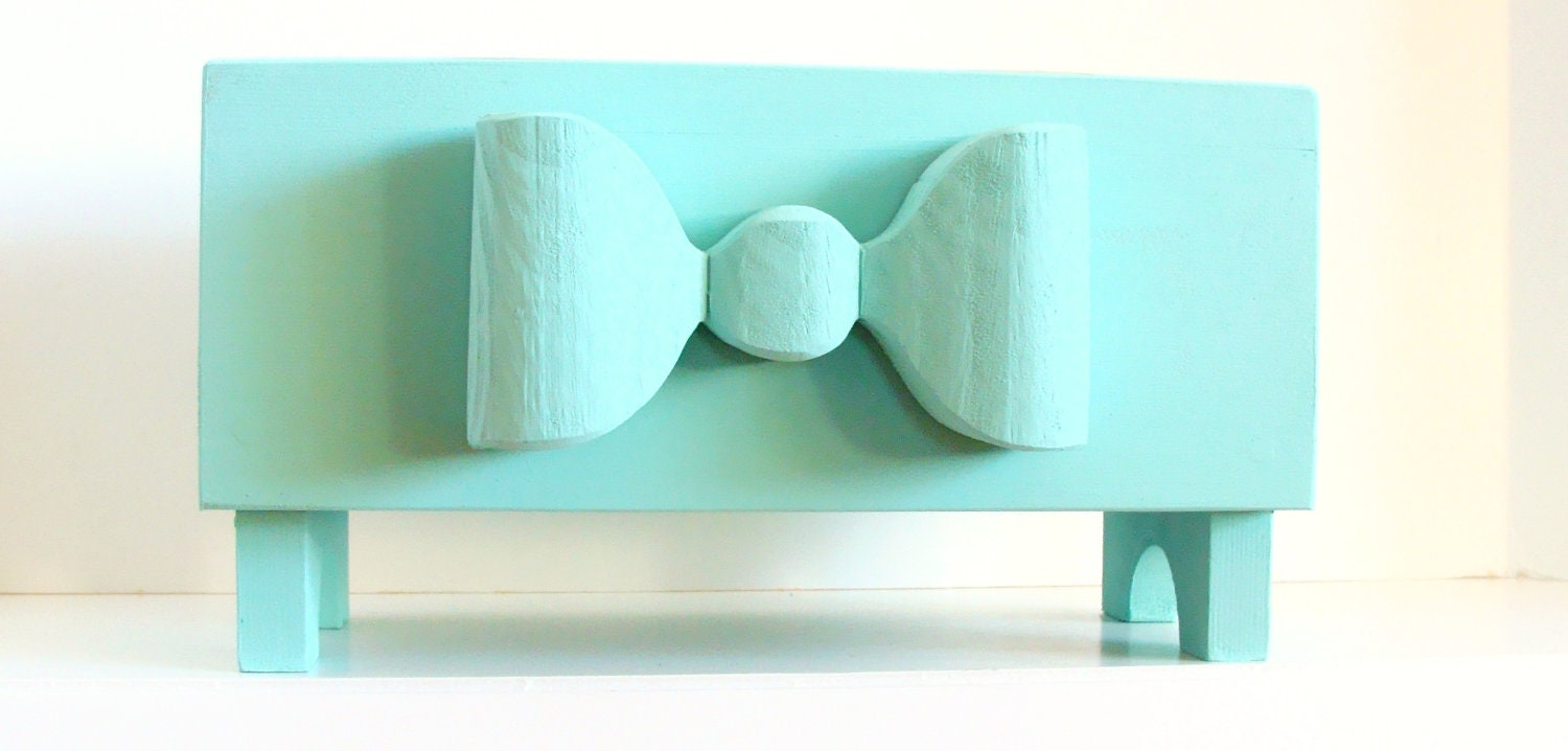 Wood Bow Dog Bowl Holder Cat Feeder Elevated Dog Feeder Wooden Bow Feeding Station Wood Bow Feeder for Pets Aqua Blue