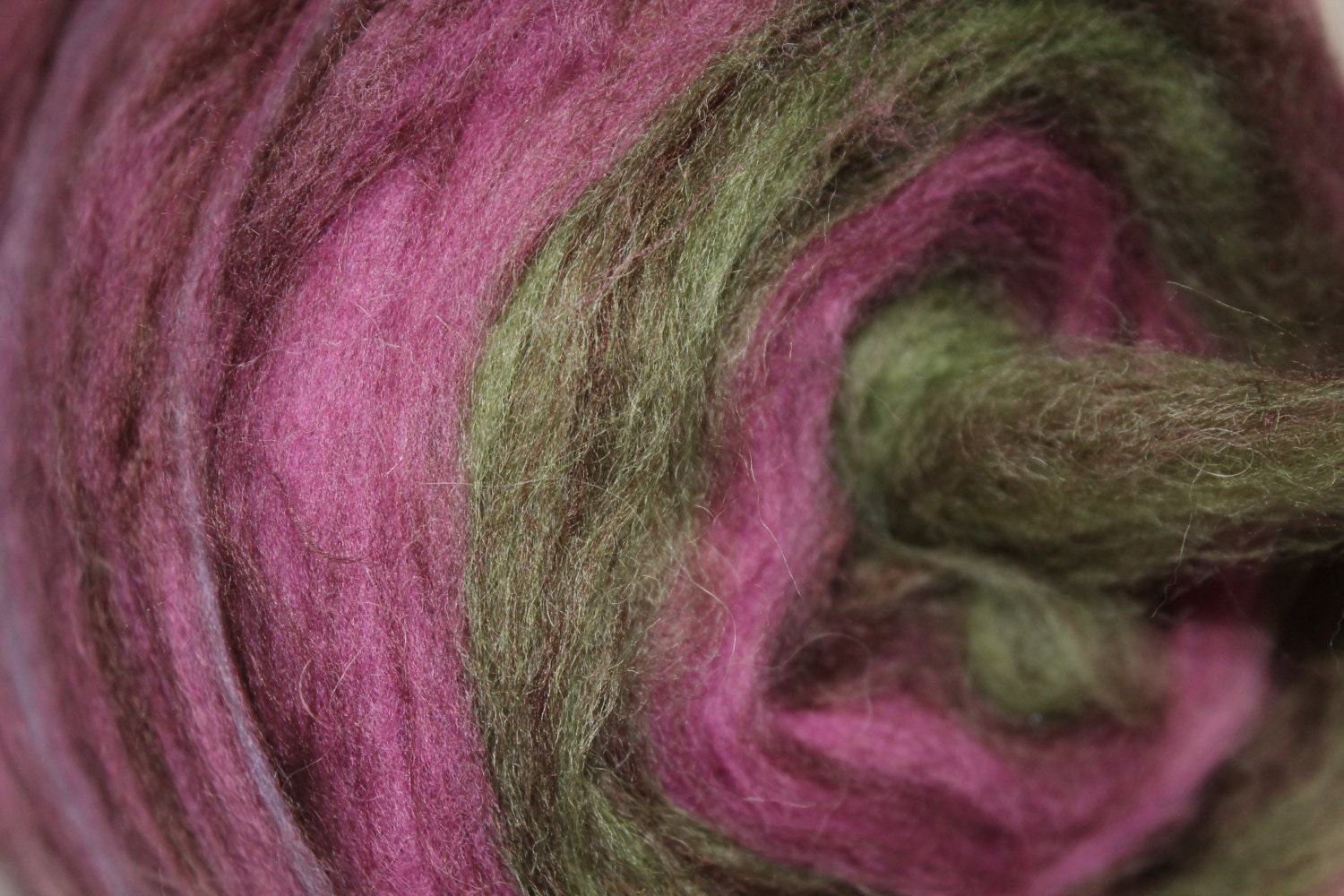 Merino and bamboo center pull roving.  Fuschia.  7.6oz