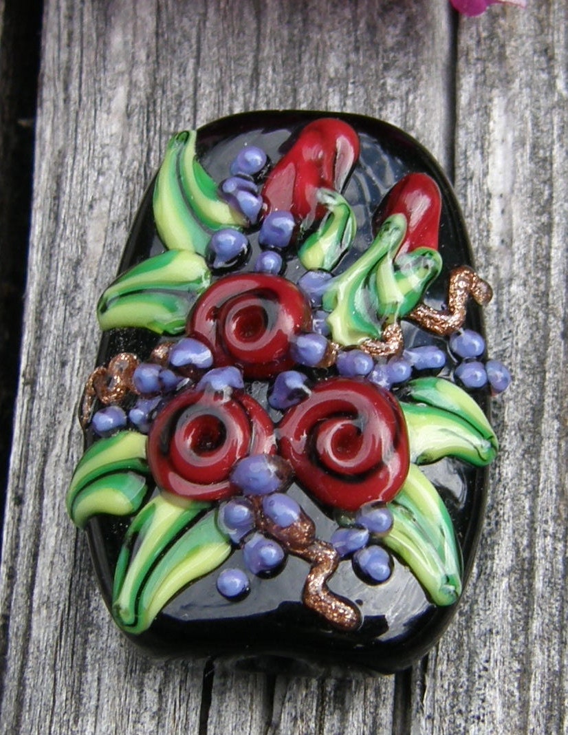 Red Award Roses, Lampwork Bead, Simply Lampwork by Nancy Gant SrA G55