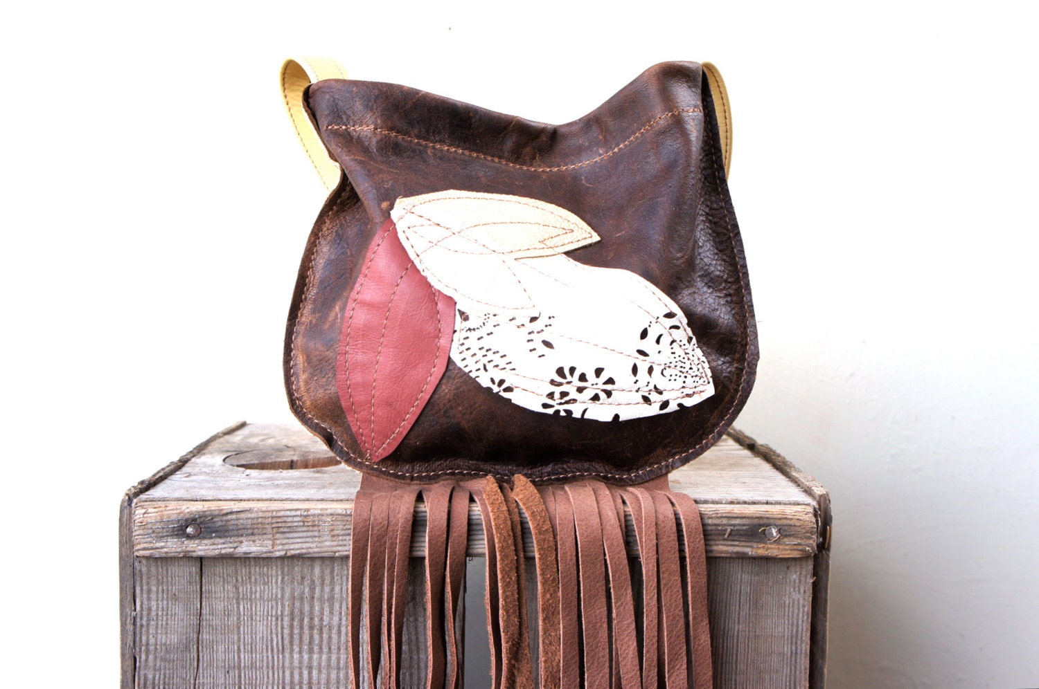 SAMPLE////Leather Fringe Bag with Feathers