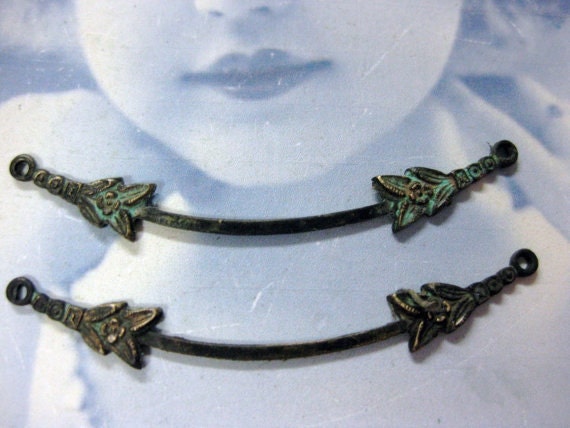 Verdigris Patina Delicate Floral Necklace Connectors 780 VER  x2