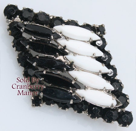 SALE Vintage D&E Juliana Black White Brooch - AS IS
