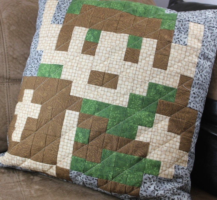 Link Quilted Pillow Cover