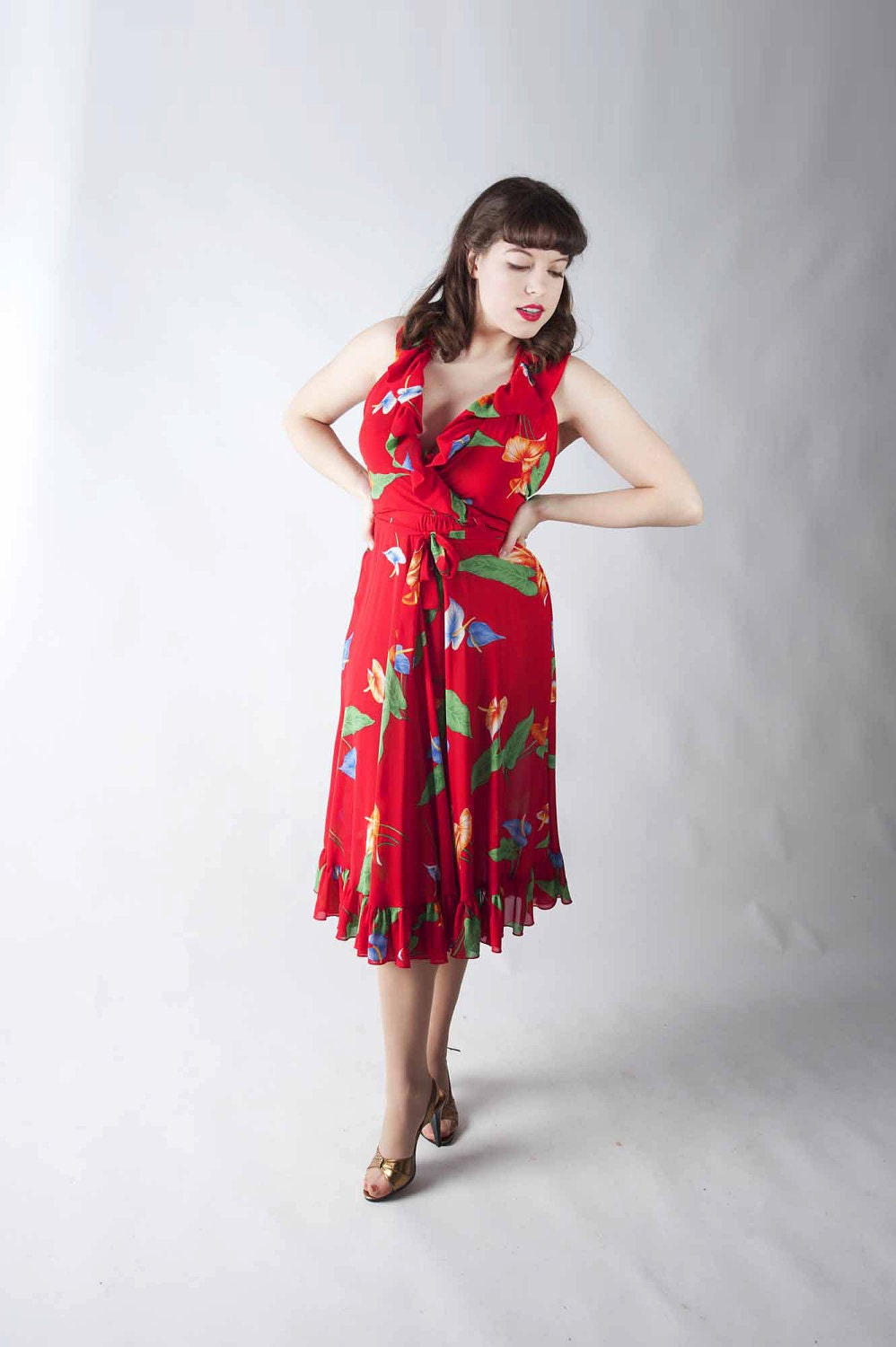 Vintage 1970s Hawaiian Dress // Sexy Silky Red Tropical Tiki Halter Dress
