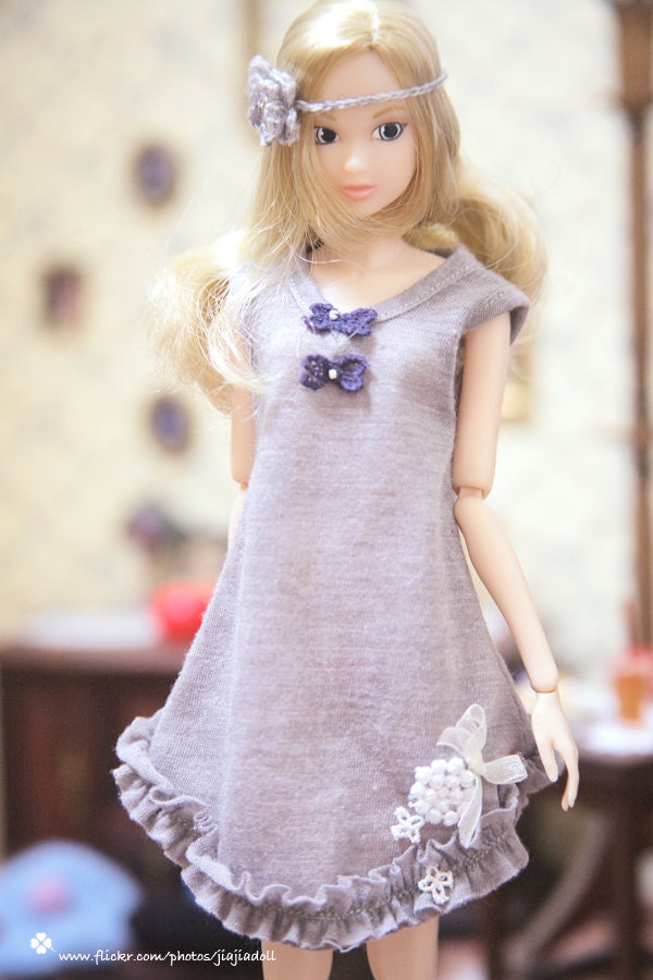 jiajiadoll light grey flowered dress Vest T shirt for Momoko or Misaki or Blythe