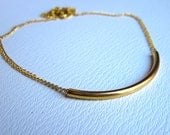 Modern curve bar swing necklace - gold - FREE U.S. SHIPPING