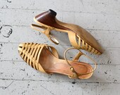 vintage 70s sandals / 1970s shoes / Sausalito heels