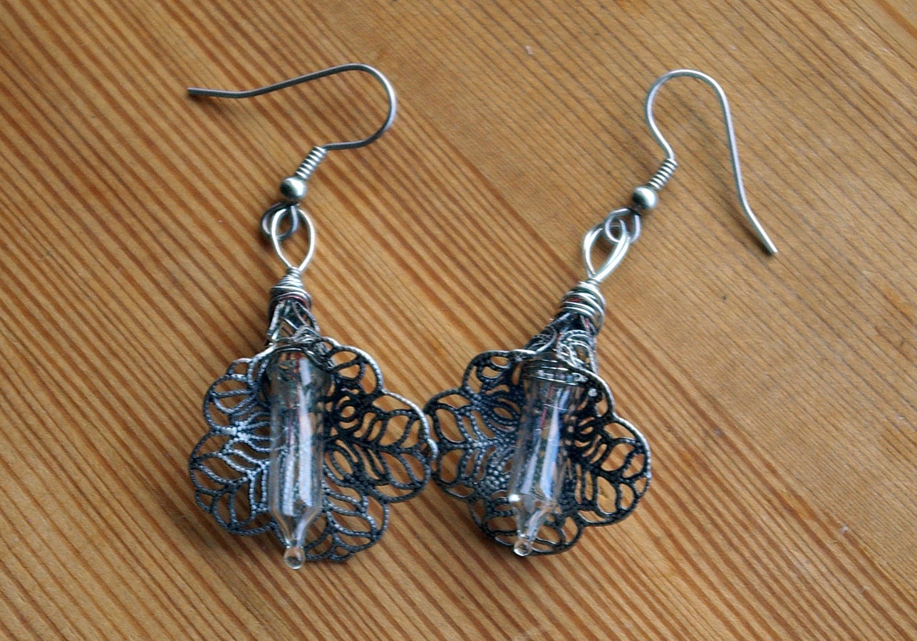 Enlightened Silvery Cala Lily Bulb Earrings